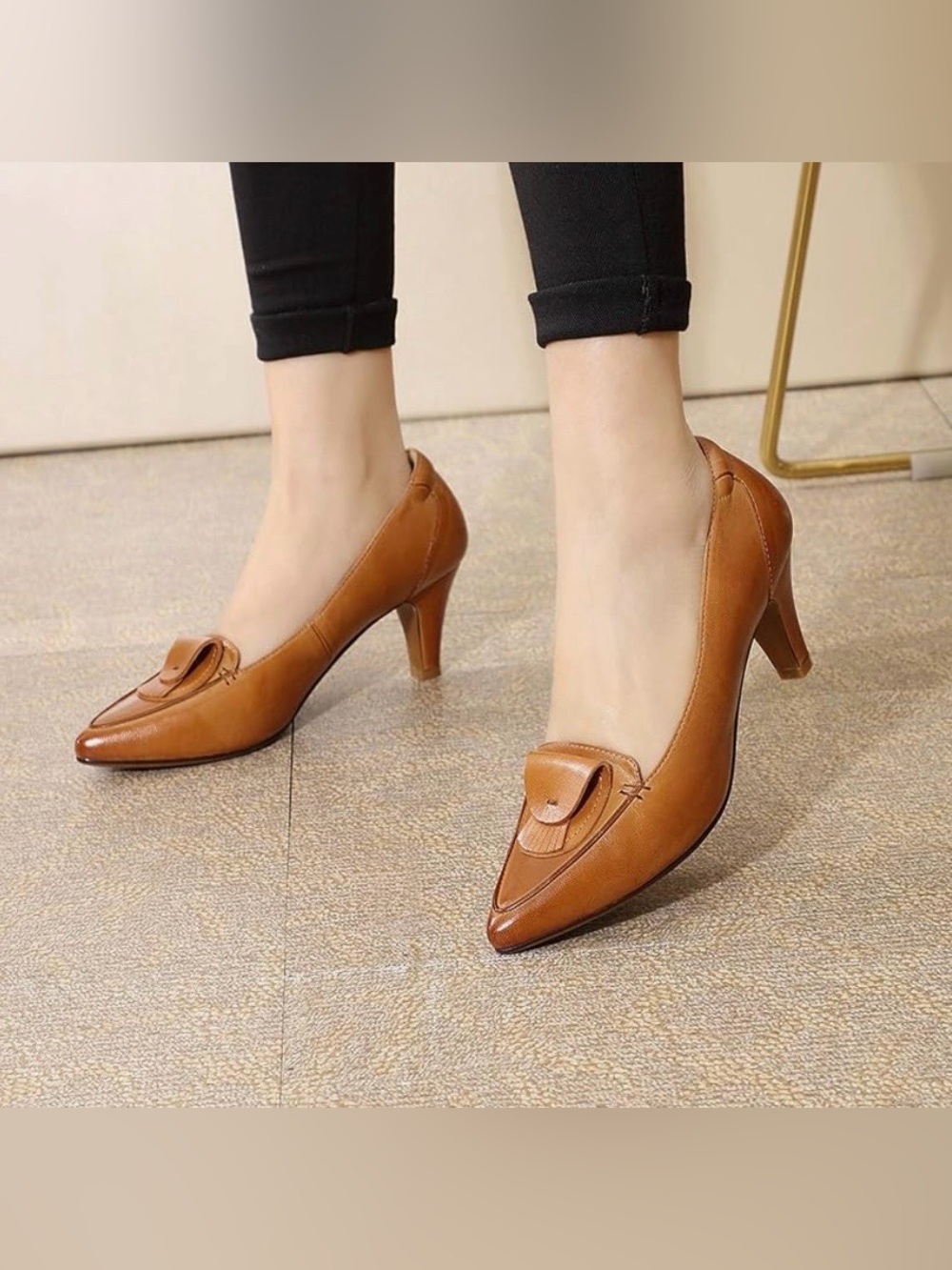 Mona Flying Classic Tan Leather Pointed-Toe Pumps - Women's